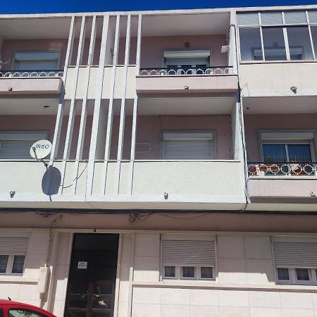 Lisbon Traditional T2 With Balcony In Damaia, Lisbon Amadora Exterior photo