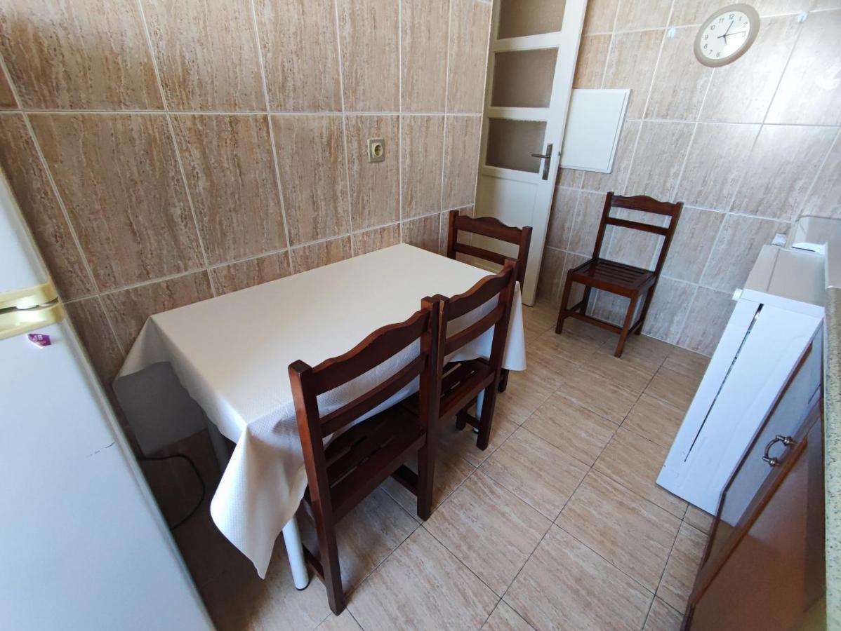 Lisbon Traditional T2 With Balcony In Damaia, Lisbon Amadora Exterior photo